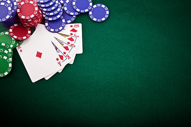 Mobile app view of situs latoto live casino dealer and esports overlay